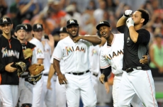 Venezolano Álvarez lanza extraño no hitter